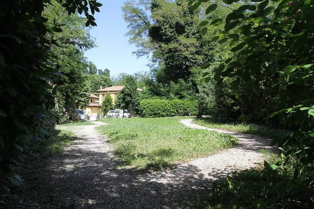 ** לינה וארוחת בוקר בולוניה Borgo Al Navile B&B איטליה